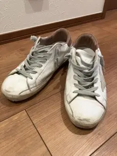 2026年最新】ゴールデングース スニーカーの人気アイテム - メルカリ