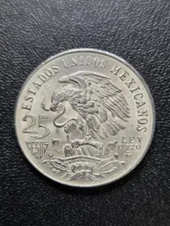 1888年- Mo MHメキシコ 8レアル 自由の帽子大型銀貨 荘印あり - メルカリ