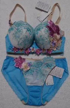 2026年最新】サルートF65の人気アイテム - メルカリ