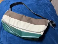 2026年最新】Resistant メッセンジャー バッグの人気アイテム - メルカリ