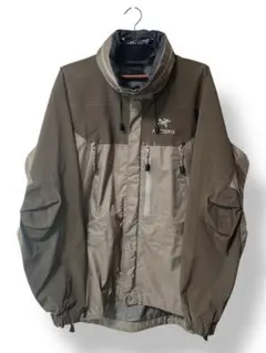 2026年最新】arc'teryx thetaの人気アイテム - メルカリ