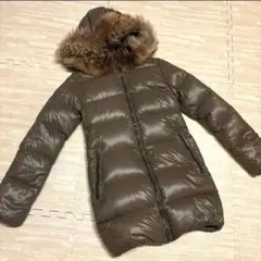 2026年最新】DUVETICA ファーの人気アイテム - メルカリ