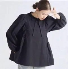 2026年最新】yori サイドギャザーブラウスの人気アイテム - メルカリ