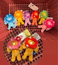 最安値) 日焼けミャクミャク推しカラーミャクミャク ボールチェーン