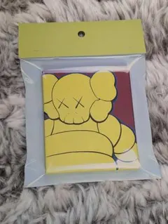 2026年最新】kaws FAKEの人気アイテム - メルカリ