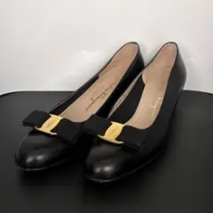 2026年最新】フェラガモパンプス24の人気アイテム - メルカリ