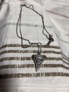 2026年最新】givenchy シャークトゥースの人気アイテム - メルカリ