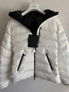 2026年最新】モンクレール herbeの人気アイテム - メルカリ