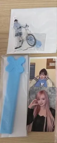 2026年最新】NiziUアクリルスタンドの人気アイテム - メルカリ