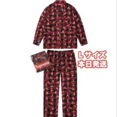 2026年最新】supreme pajamaの人気アイテム - メルカリ