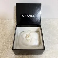 2026年最新】CHANEL シャネル ピンブローチの人気アイテム - メルカリ