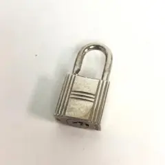 2026年最新】エルメス南京錠の人気アイテム - メルカリ