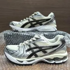 2026年最新】asics gel kayano 14 cream blackの人気アイテム - メルカリ