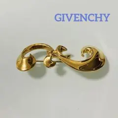 2026年最新】givenchy ブローチの人気アイテム - メルカリ