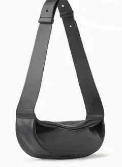 2026年最新】COS ボディバッグ・ウエストポーチの人気アイテム - メルカリ