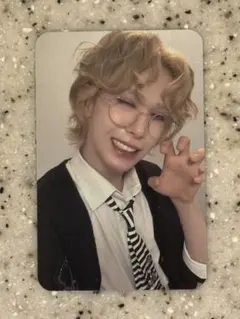 XLOV ヒョン I ONE トレカ - メルカリ