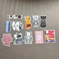 2026年最新】KAWS ステッカーの人気アイテム - メルカリ