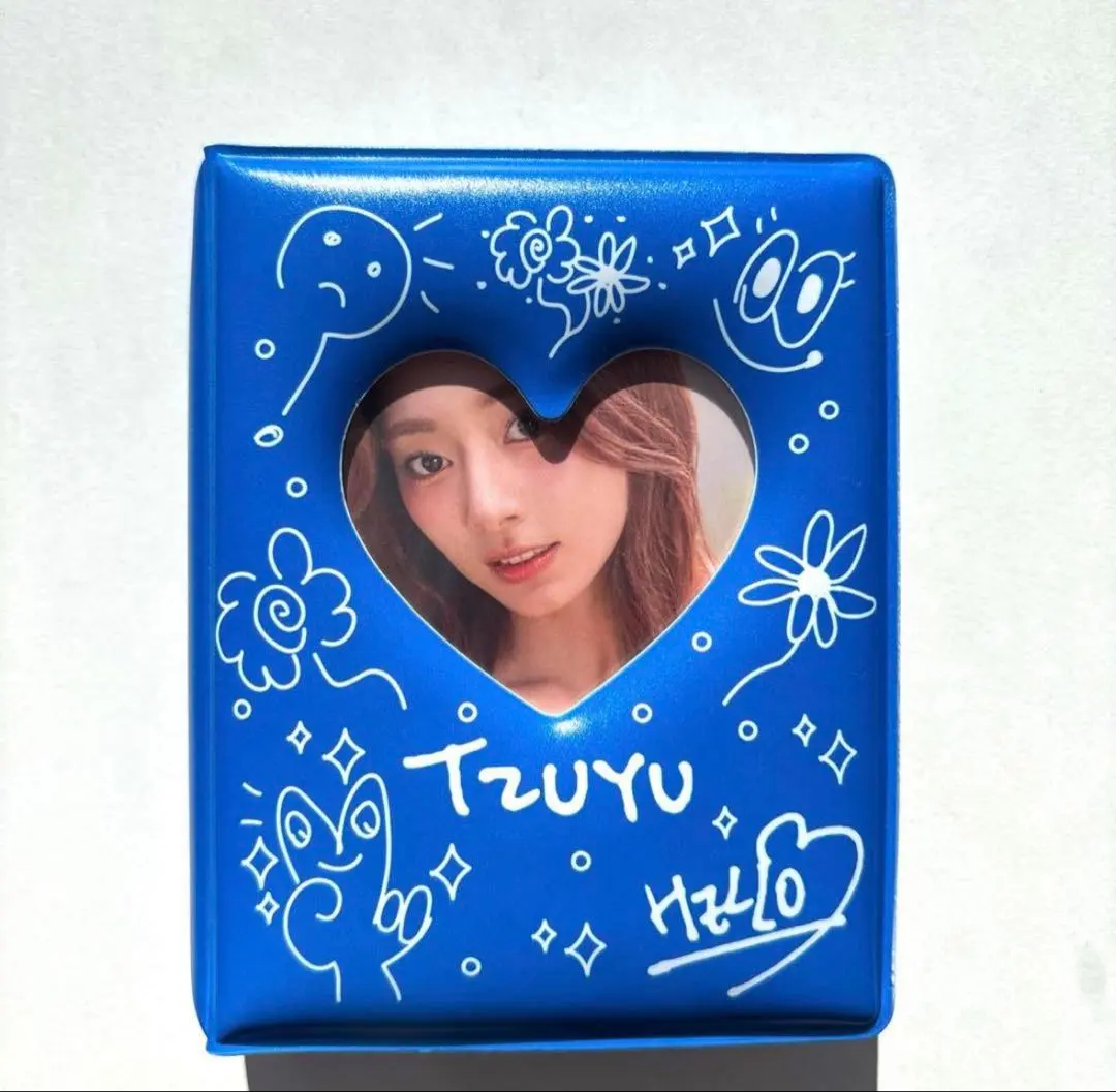 2026年最新】twice コレクトブック ツウィの人気アイテム - メルカリ