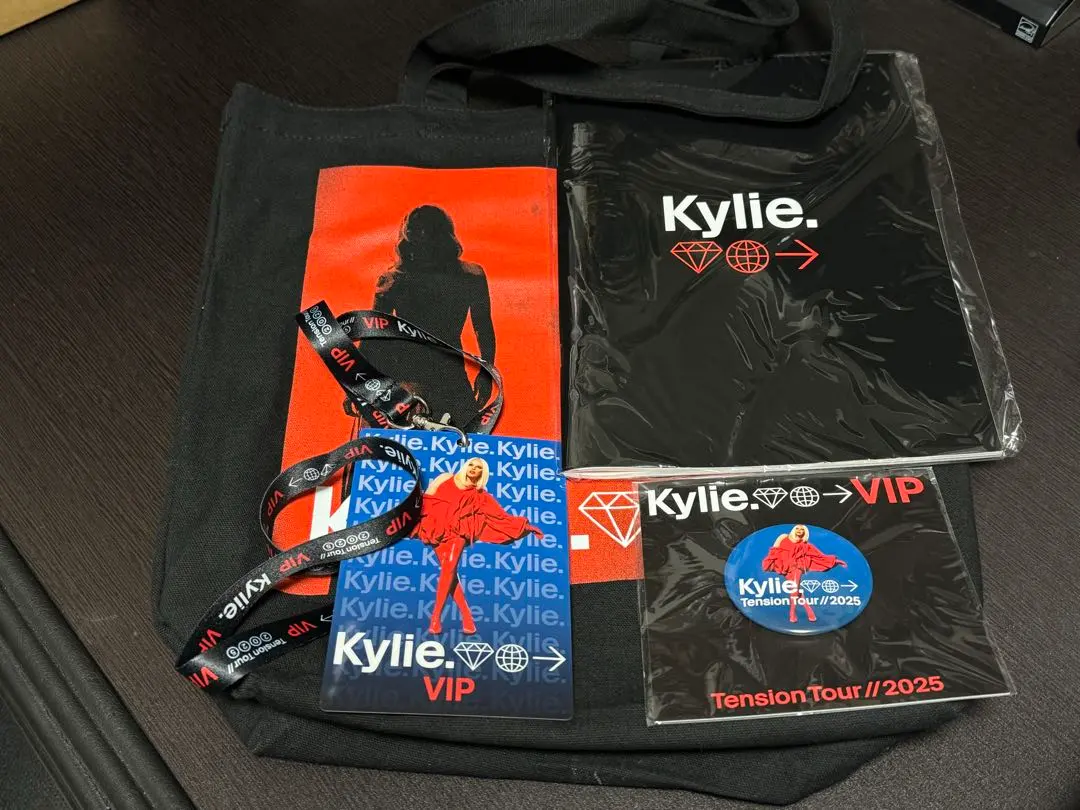 2026年最新】カイリーミノーグ vipの人気アイテム - メルカリ