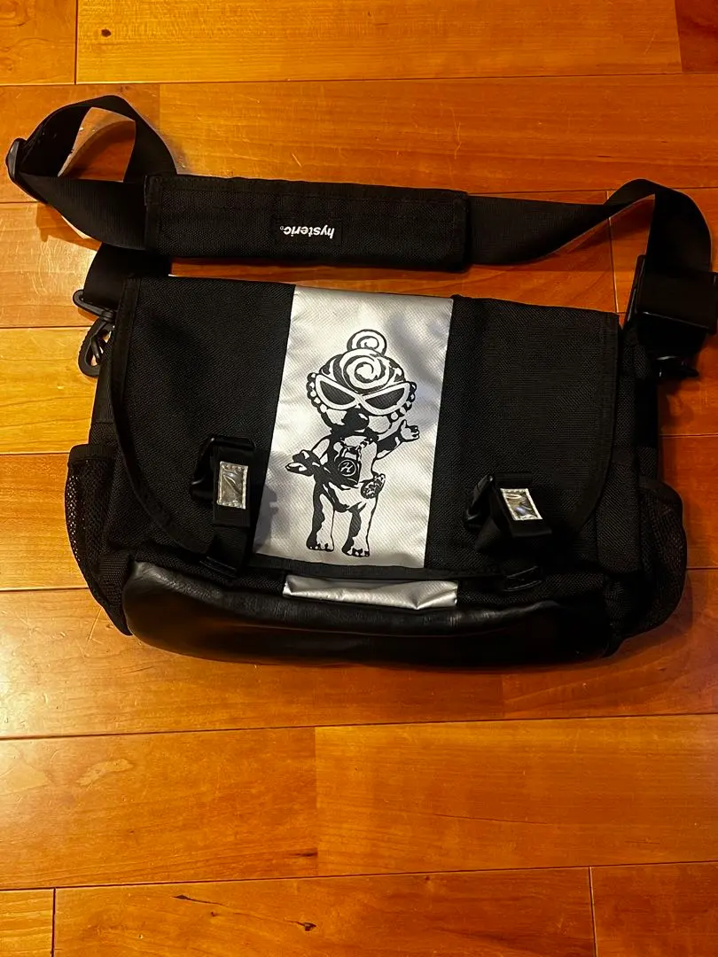 2026年最新】Hysteric Glamour メッセンジャーバッグの人気アイテム