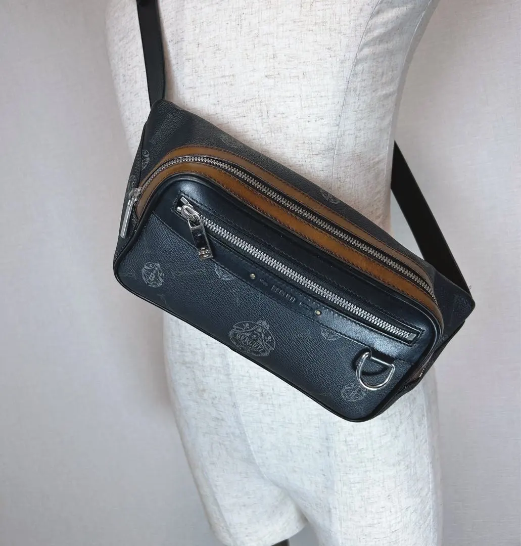 2026年最新】ベルルッティ ボディバッグの人気アイテム - メルカリ