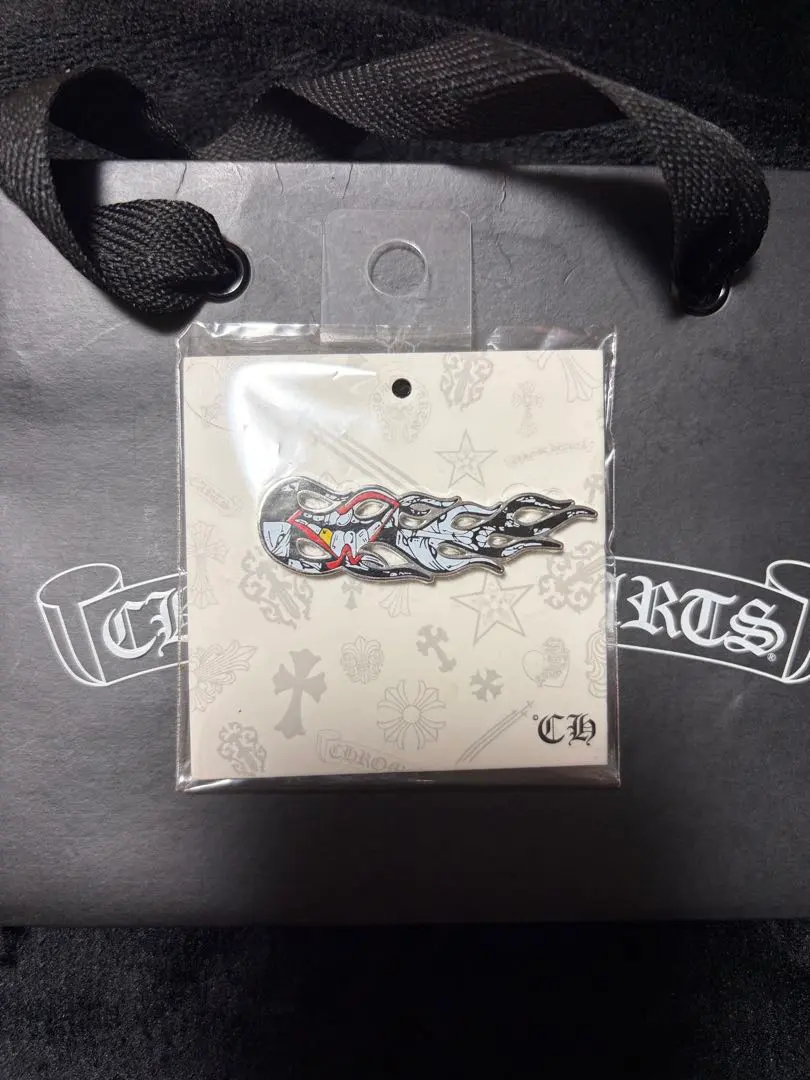 2026年最新】クロムハーツ ピンバッジの人気アイテム - メルカリ