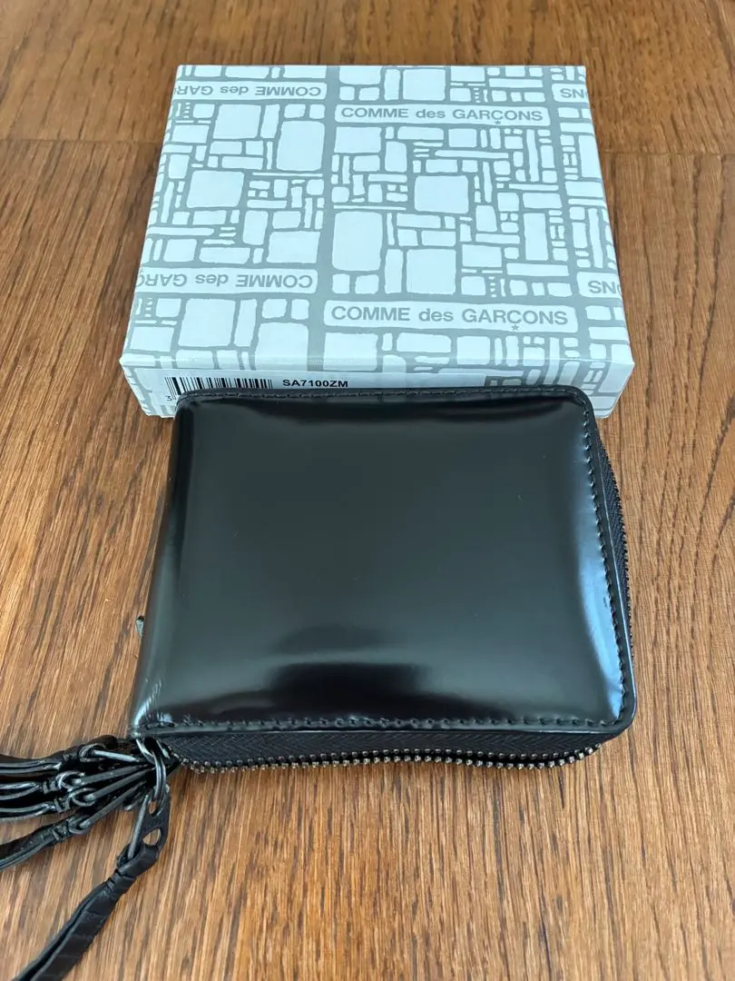 2026年最新】COMME des GARCONS 素材：本革 二つ折り財布の人気