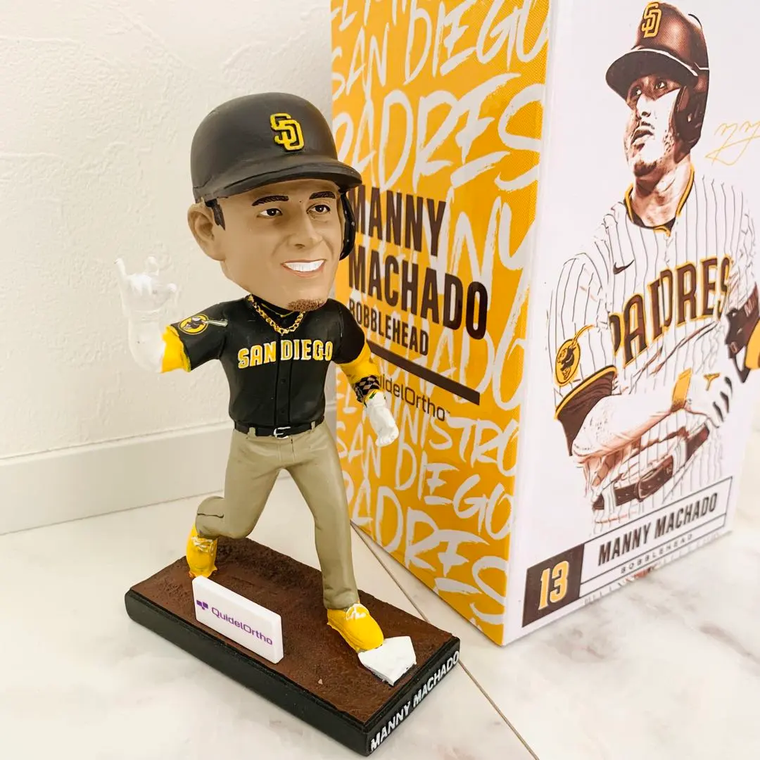 2026年最新】マニーマチャド ボブルヘッドの人気アイテム - メルカリ