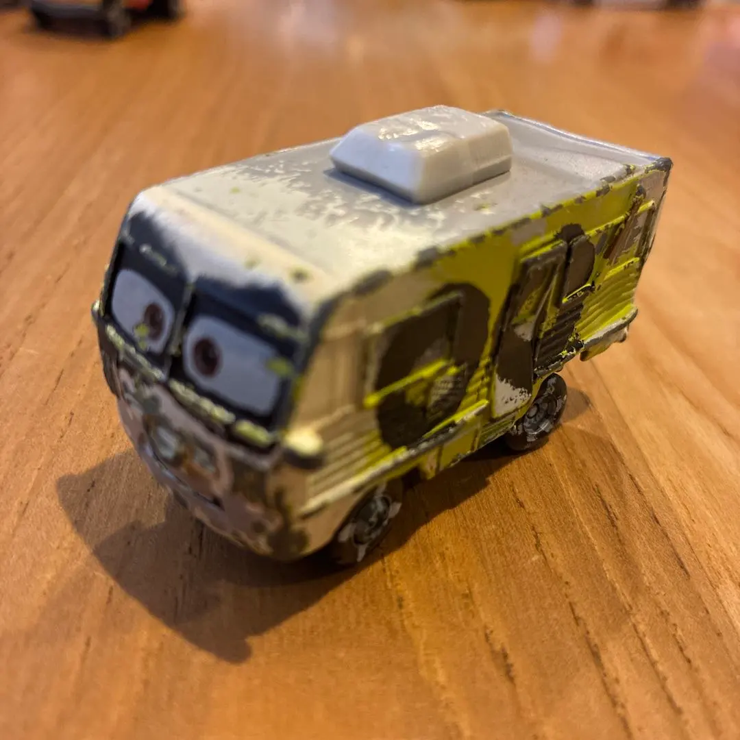 2026年最新】カーズ トミカ アーヴィーの人気アイテム - メルカリ