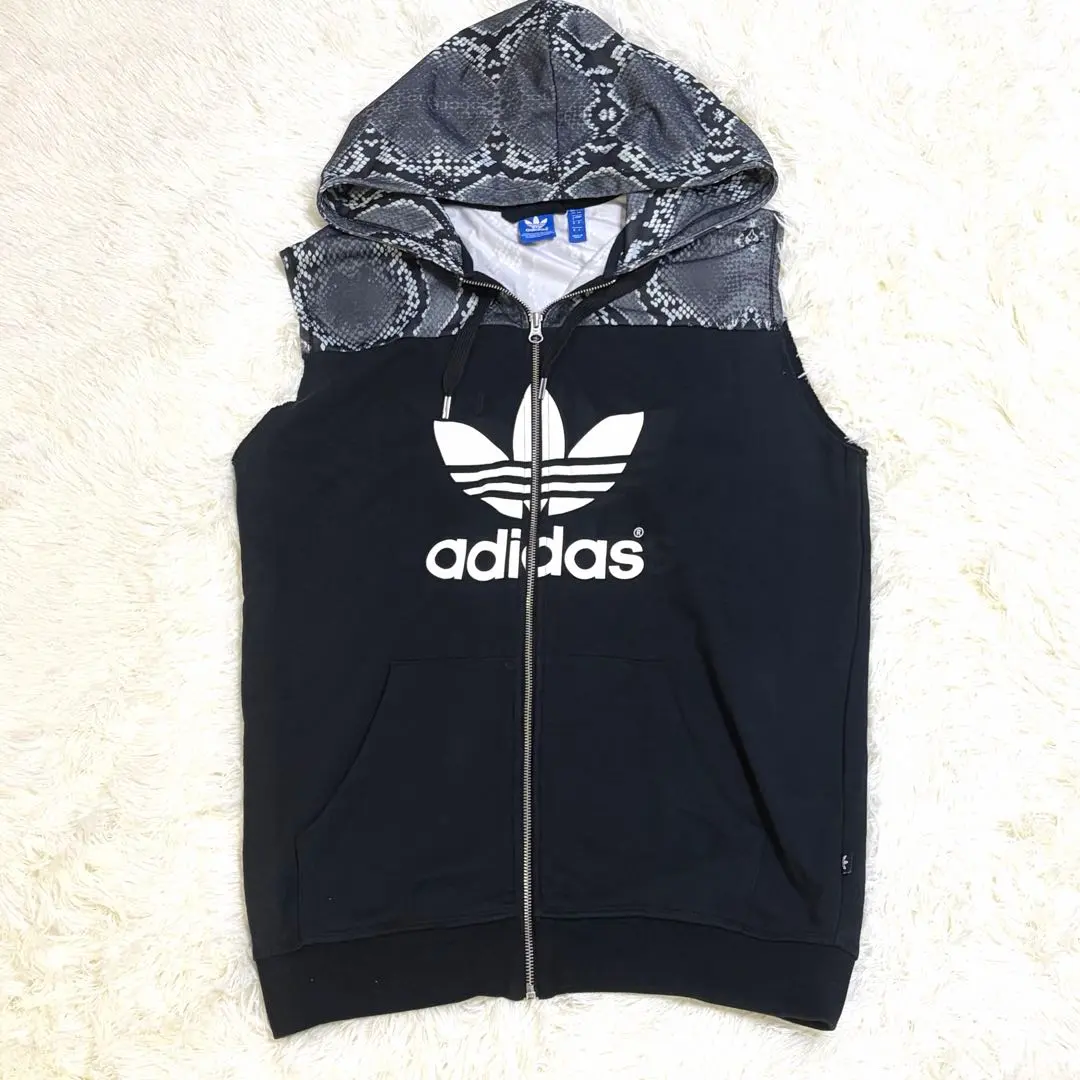 2026年最新】蛇柄 パーカーの人気アイテム - メルカリ