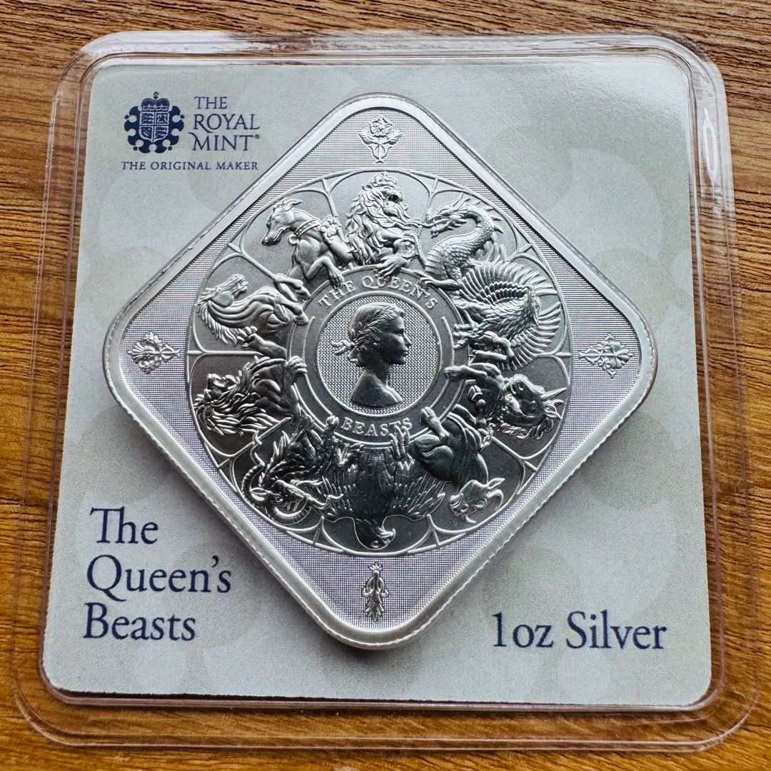 2026年最新】クイーンズビーストの人気アイテム - メルカリ