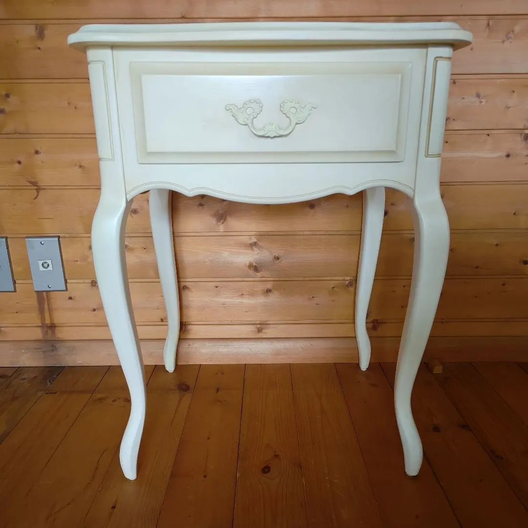 2026年最新】ローラアシュレイ サイドテーブルの人気アイテム - メルカリ