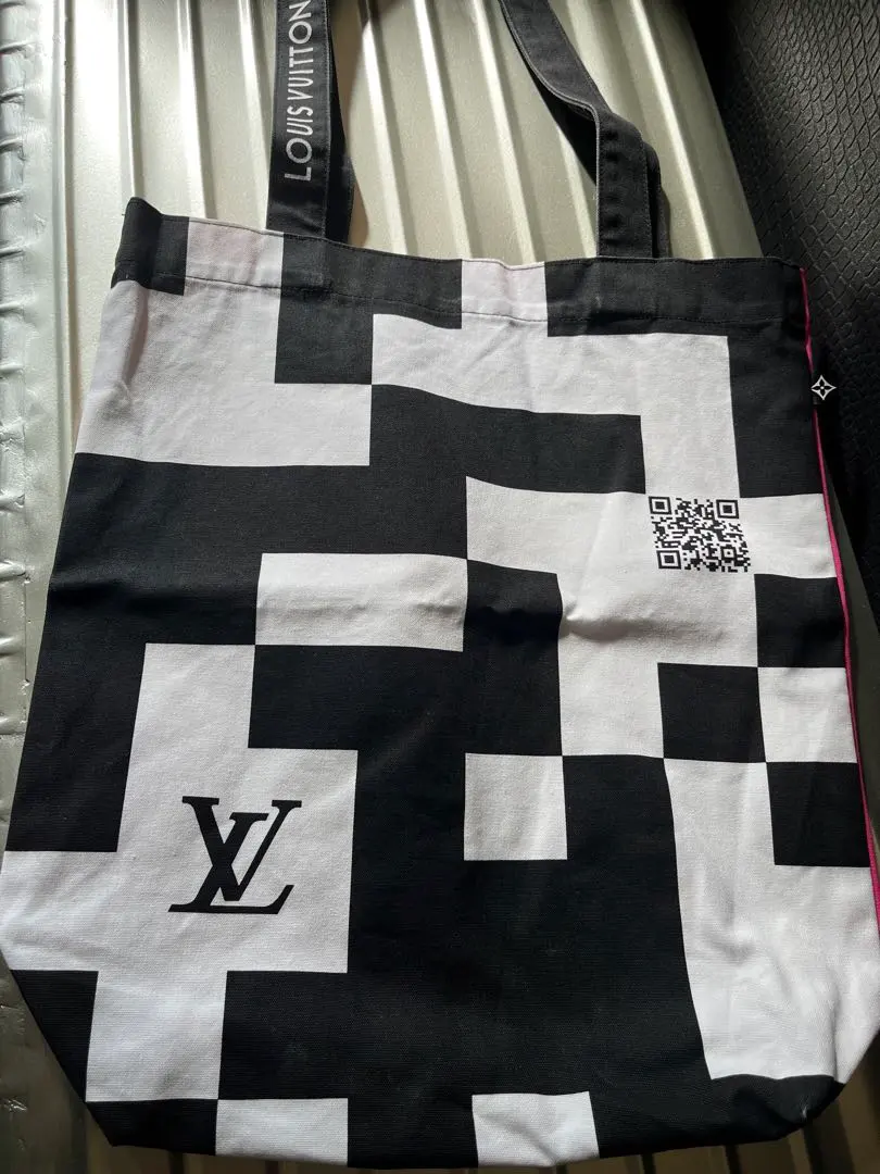 2026年最新】SEE LV展 トートバッグの人気アイテム - メルカリ