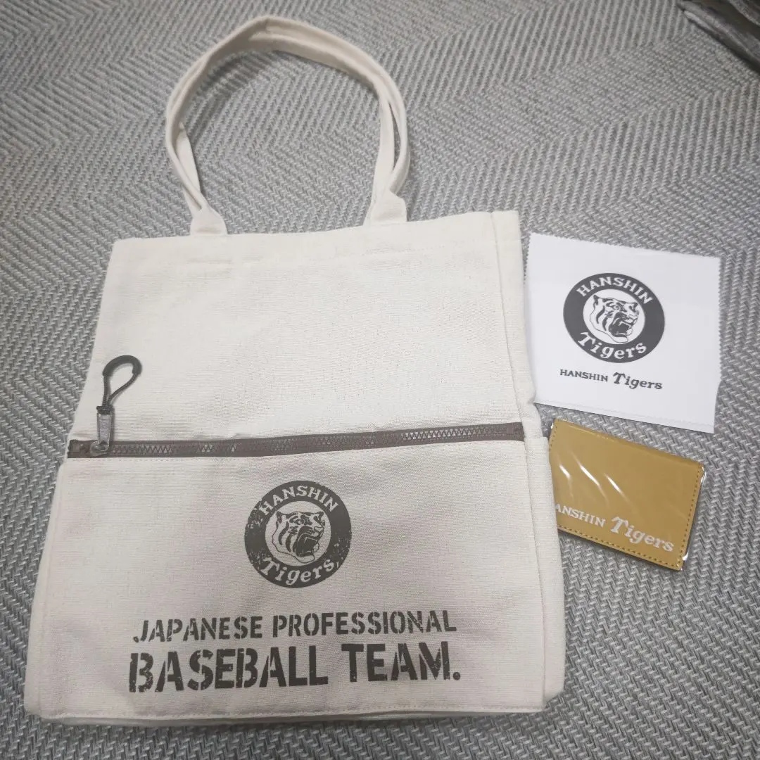 2026年最新】阪神タイガース スーツケースの人気アイテム - メルカリ
