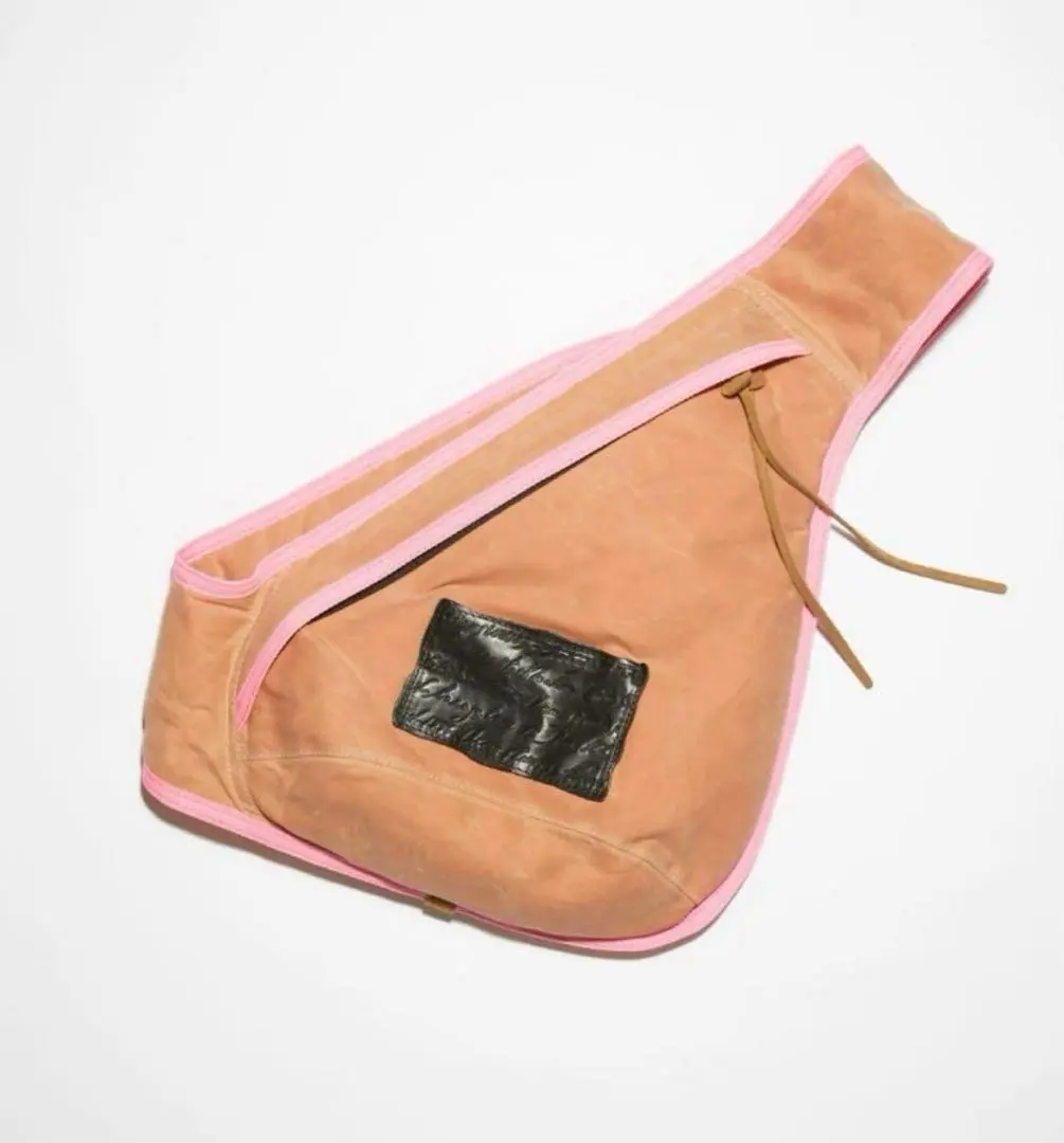 2026年最新】Acne Studios メッセンジャーバッグの人気アイテム - メルカリ