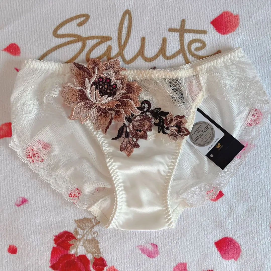 2026年最新】ワコール サルート 94グループの人気アイテム - メルカリ