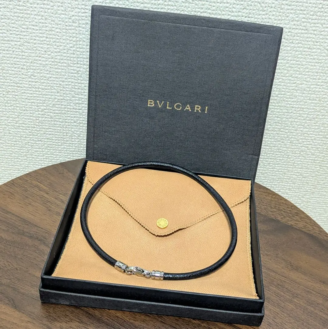 2026年最新】ブルガリ レザー チョーカーの人気アイテム - メルカリ