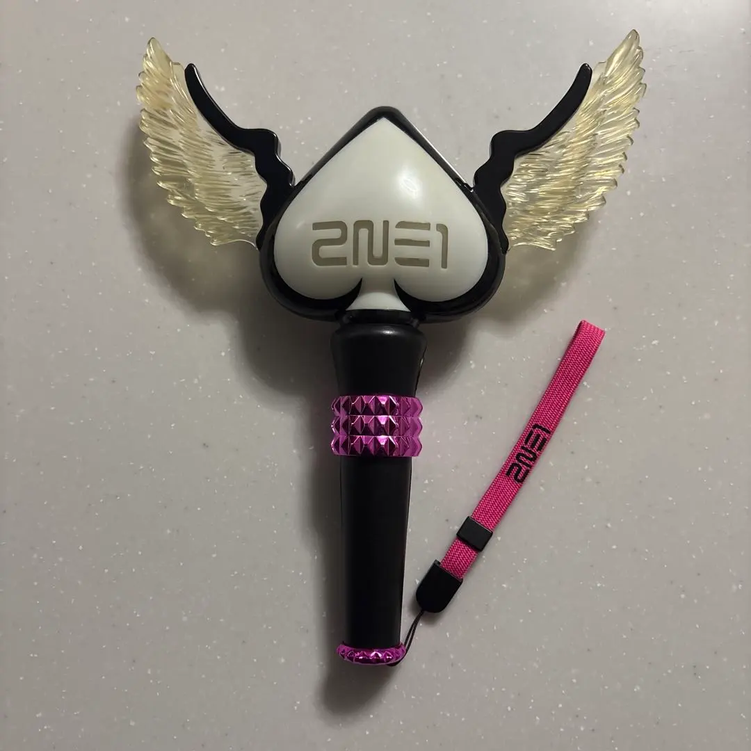 2026年最新】2ne1 ペンライトの人気アイテム - メルカリ