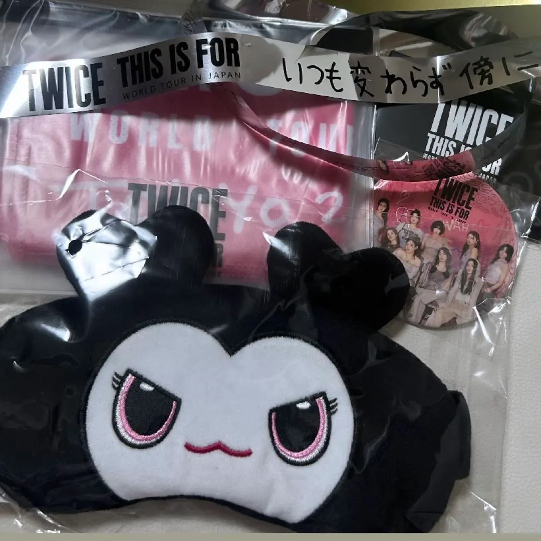 m19865332052_1.jpg?1760375381