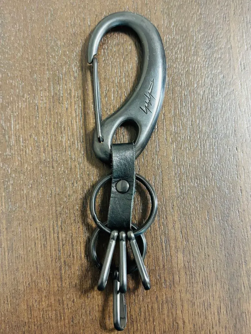 2026年最新】yohjiyamamoto カラビナの人気アイテム - メルカリ