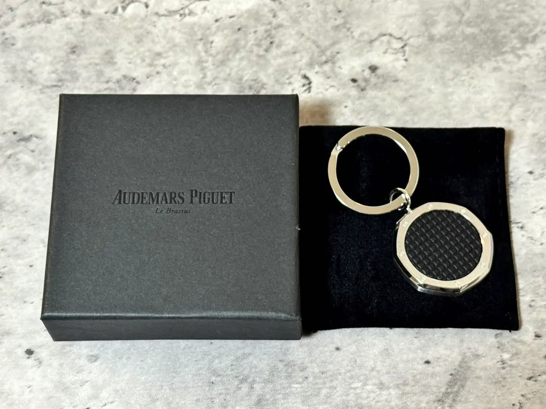 2026年最新】オーデマピゲ キーホルダーの人気アイテム - メルカリ