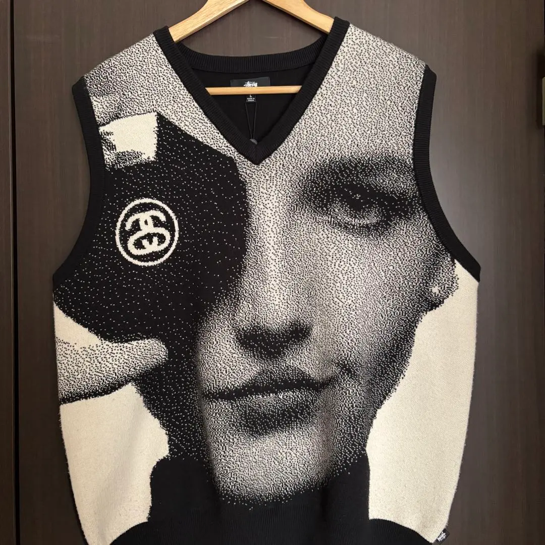 2026年最新】stussy photo jacquard vestの人気アイテム - メルカリ