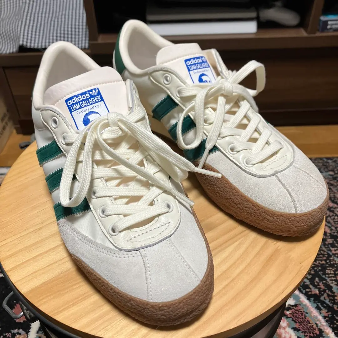 2026年最新】リアムギャラガー スニーカーの人気アイテム - メルカリ