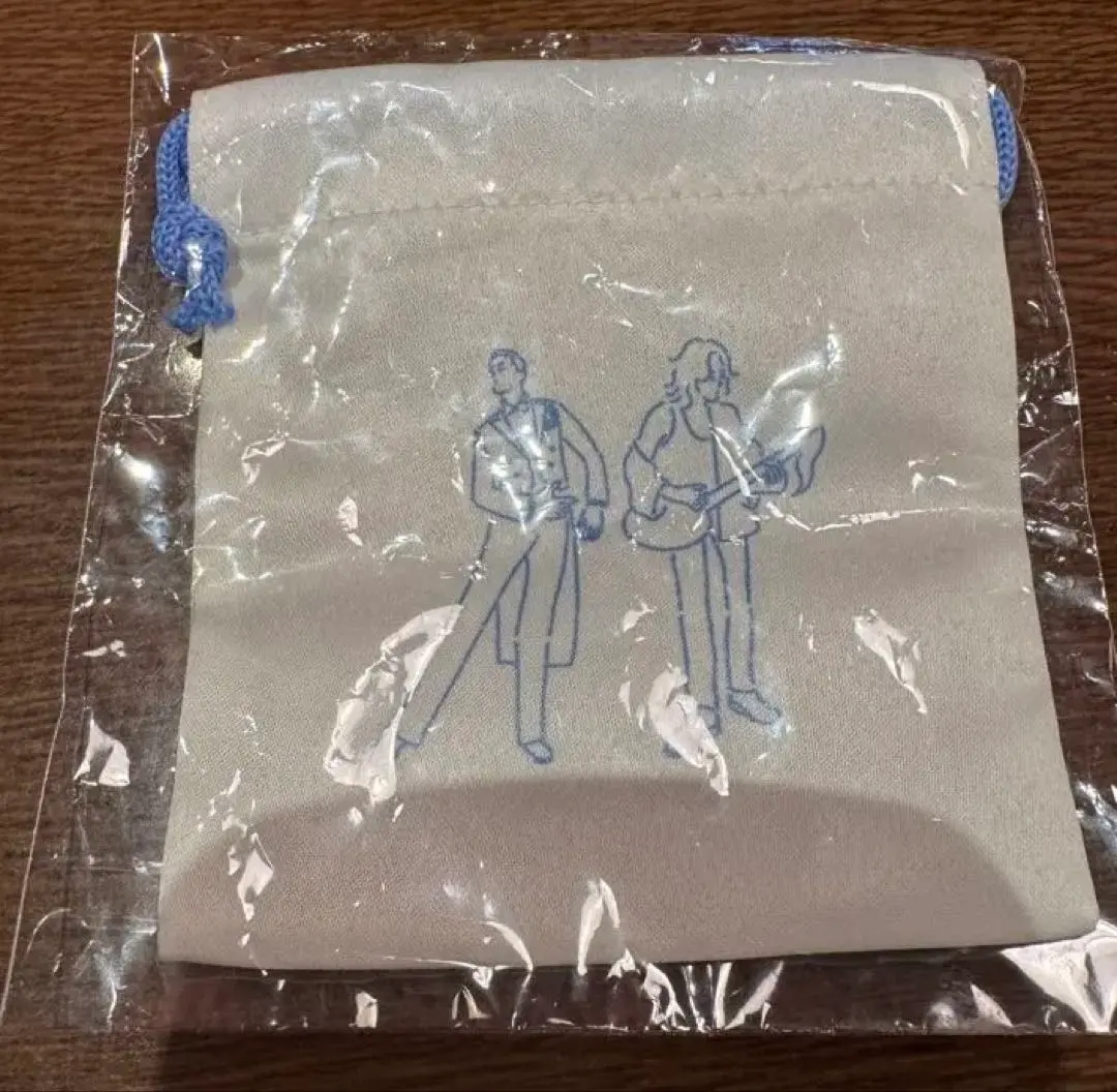 m21116935651_1.jpg?1764835758