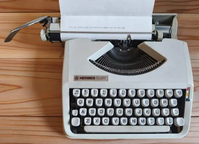 2026年最新】hermes baby タイプライターの人気アイテム - メルカリ