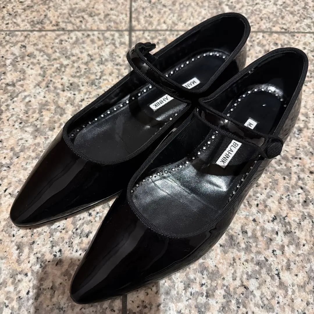 2026年最新】マノロブラニク メリージェーンの人気アイテム - メルカリ