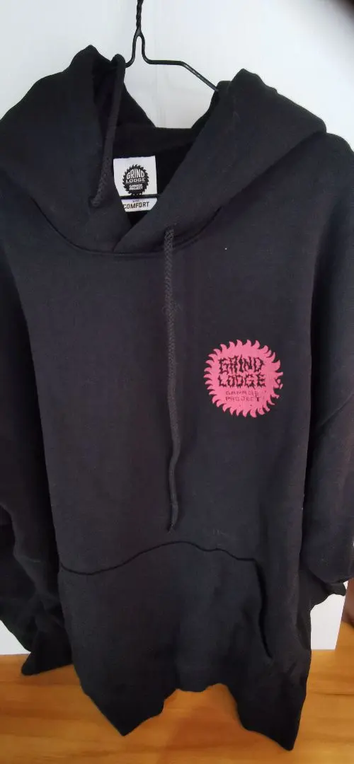 2026年最新】grindlodge パーカーの人気アイテム - メルカリ