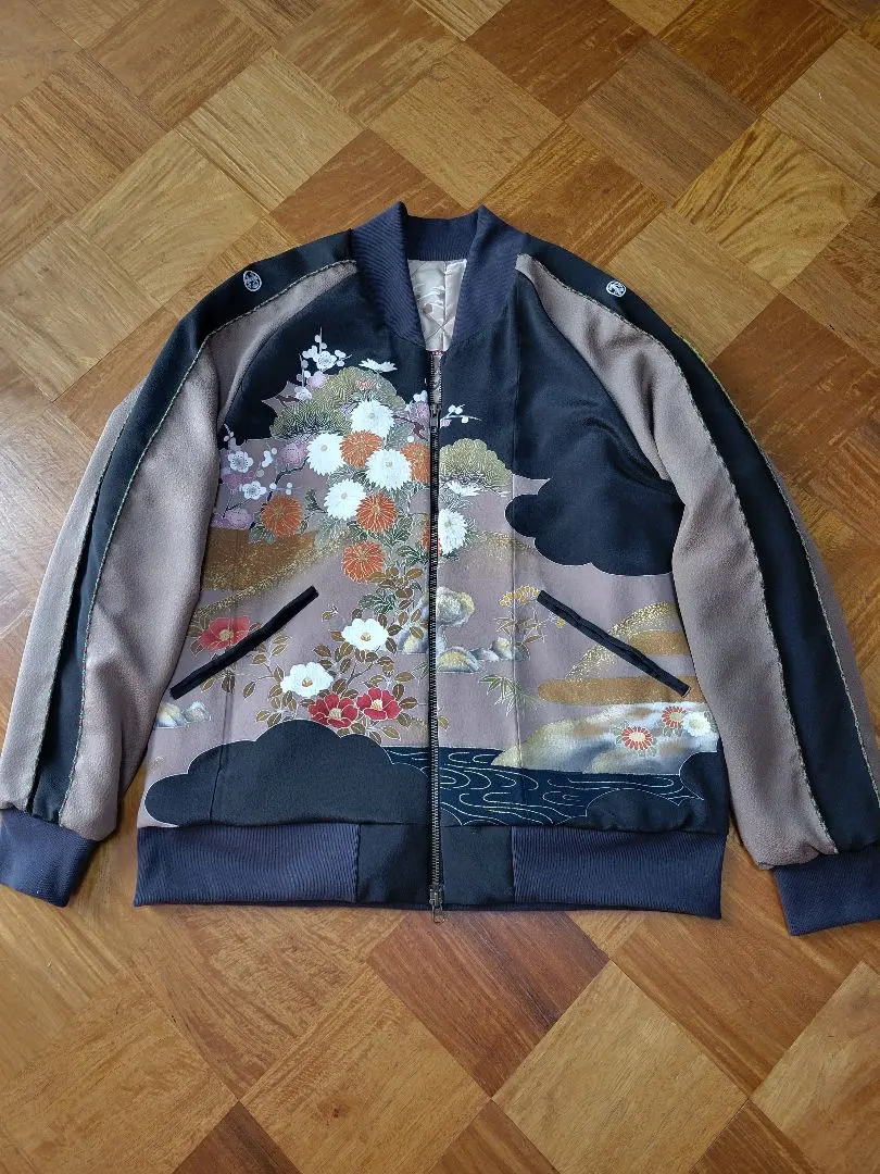 2026年最新】着物リメイクスカジャンの人気アイテム - メルカリ