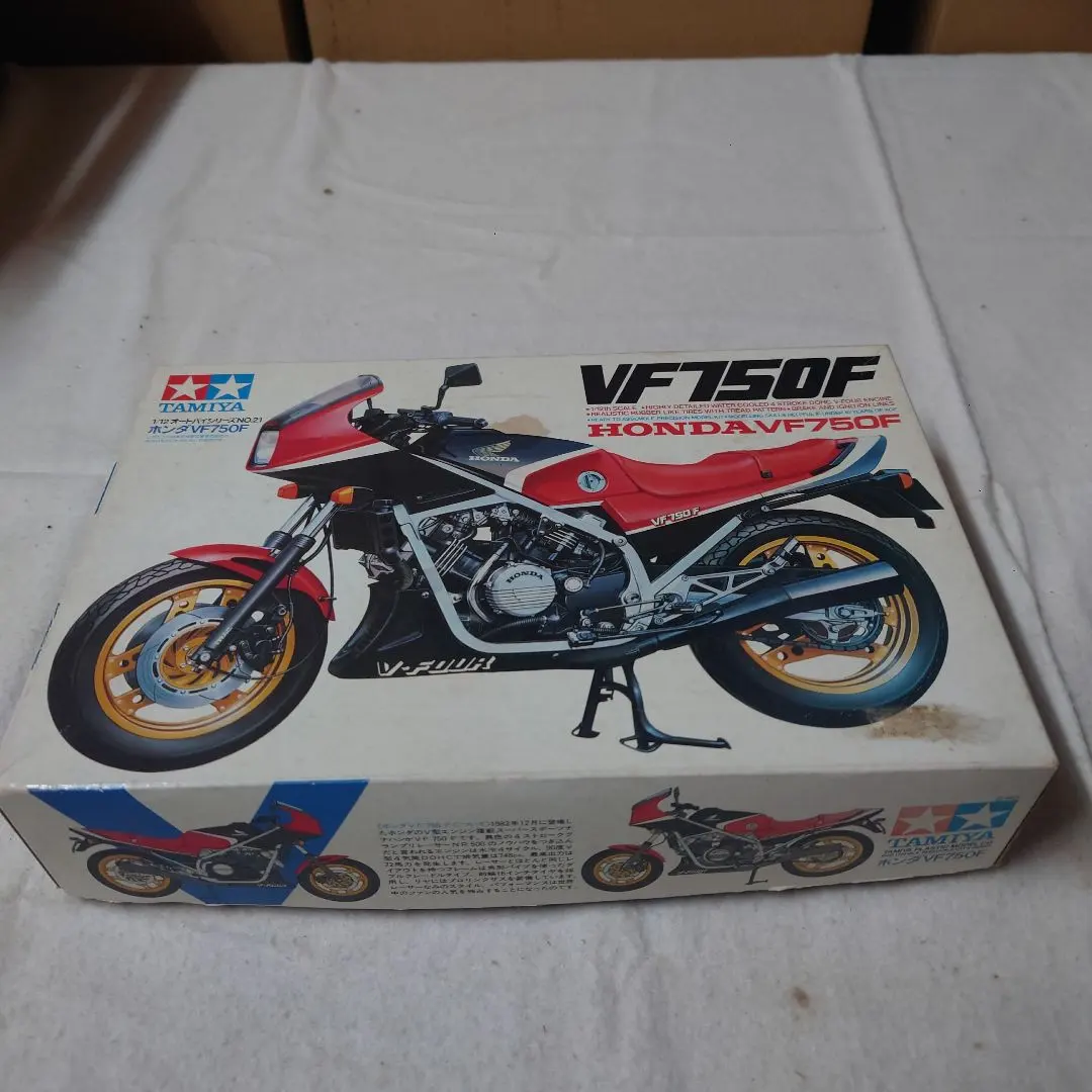 2026年最新】タミヤ VF750 1/12の人気アイテム - メルカリ