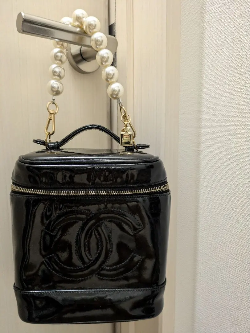 2026年最新】シャネルノベルティーバニティポーチの人気アイテム